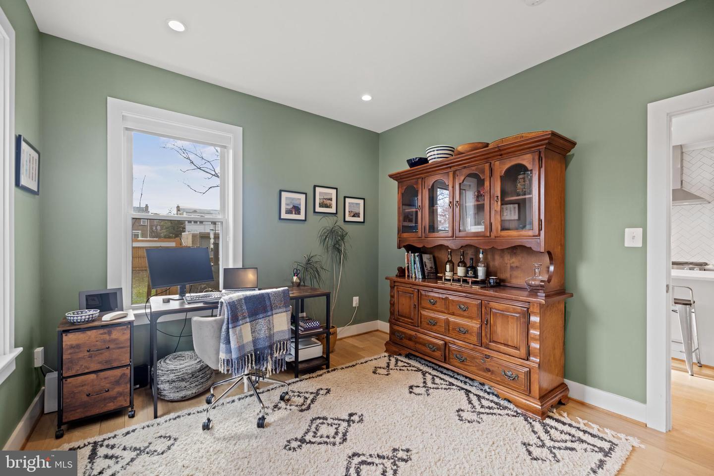 308 Quackenbos St NW