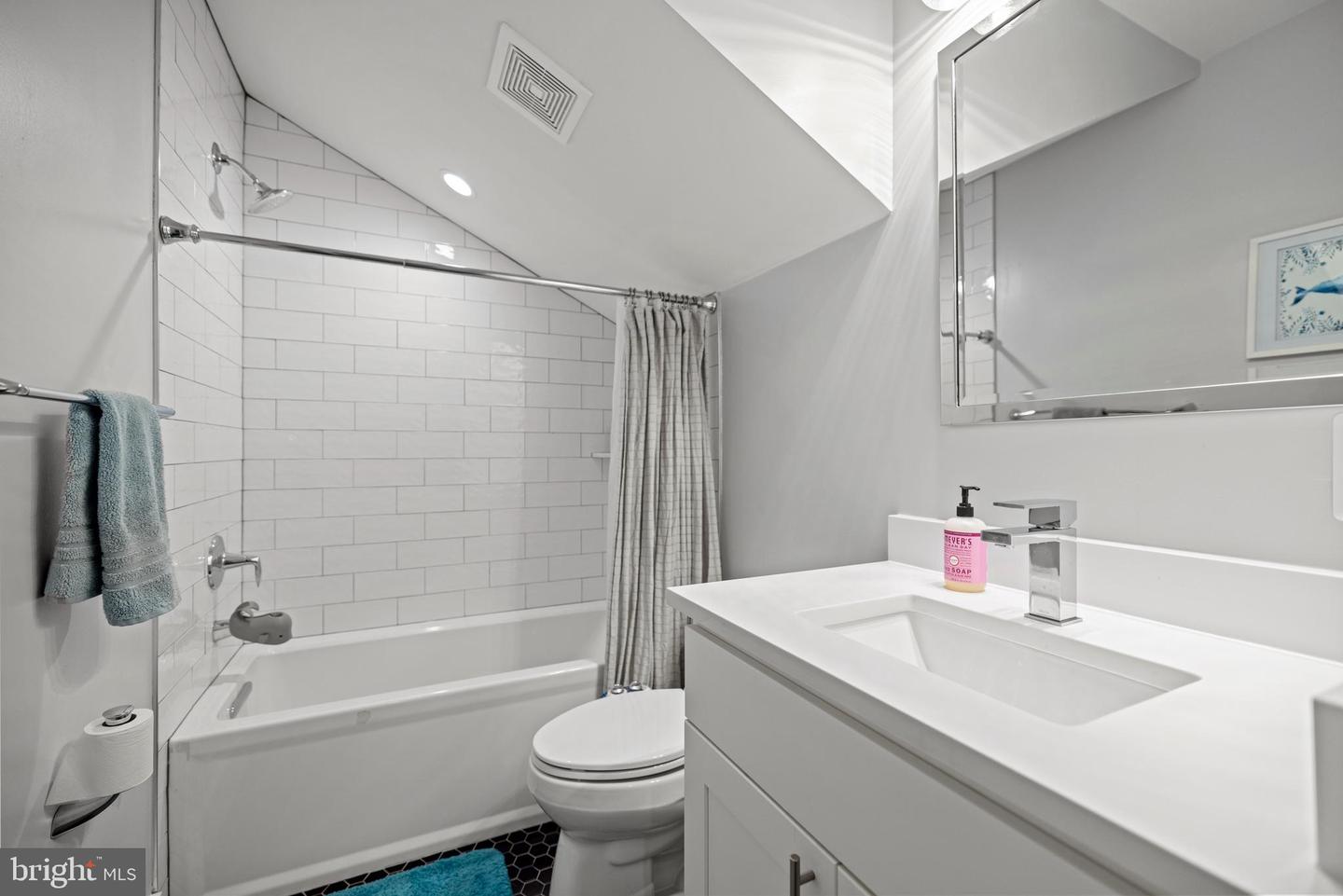 308 Quackenbos St NW