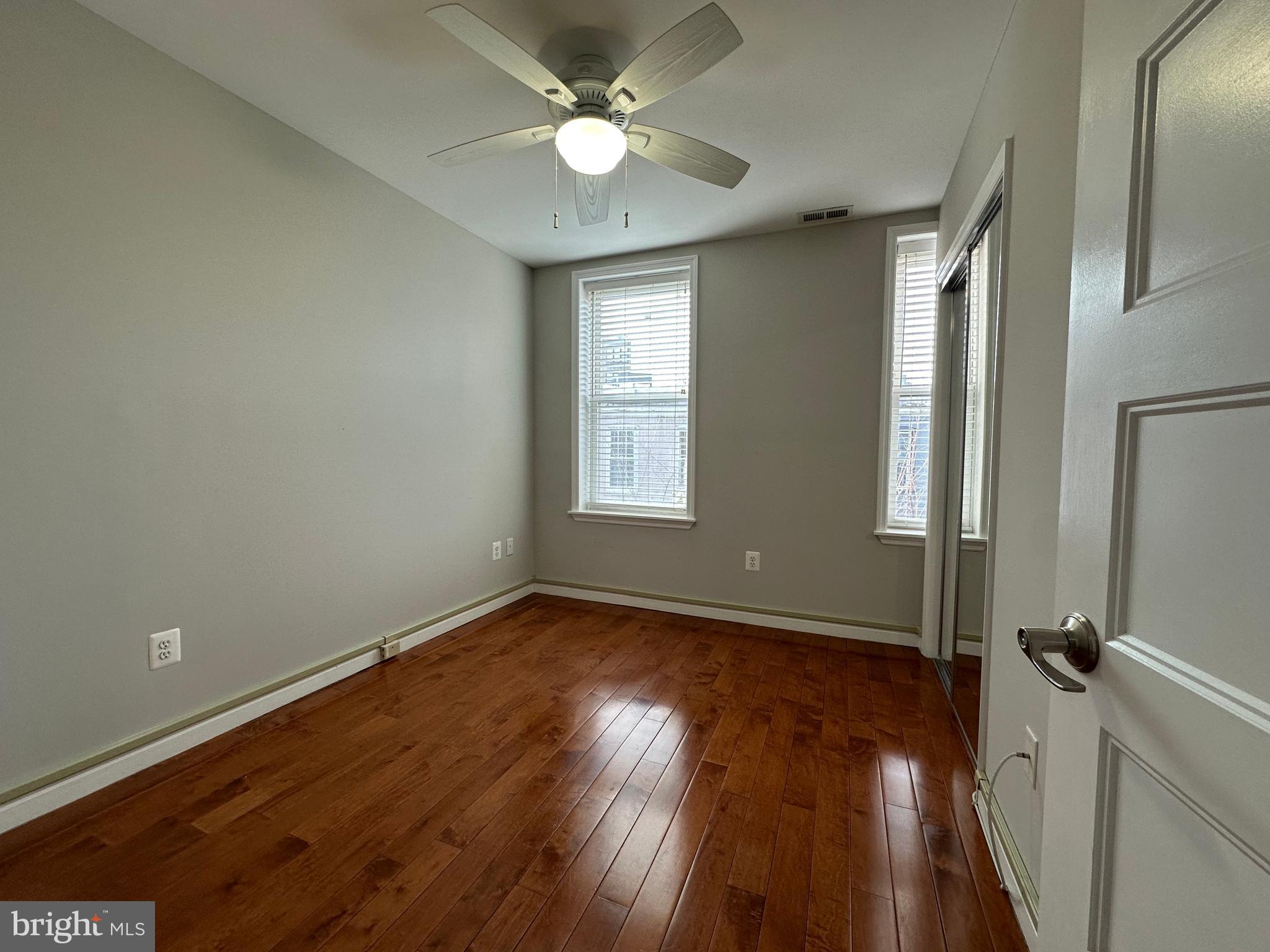 1231 PENNSYLVANIA AVENUE SE