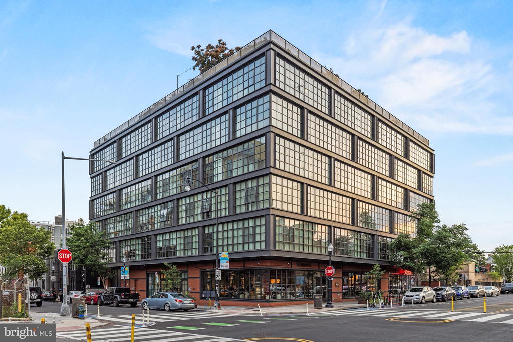 2030 8TH STREET NW PH8