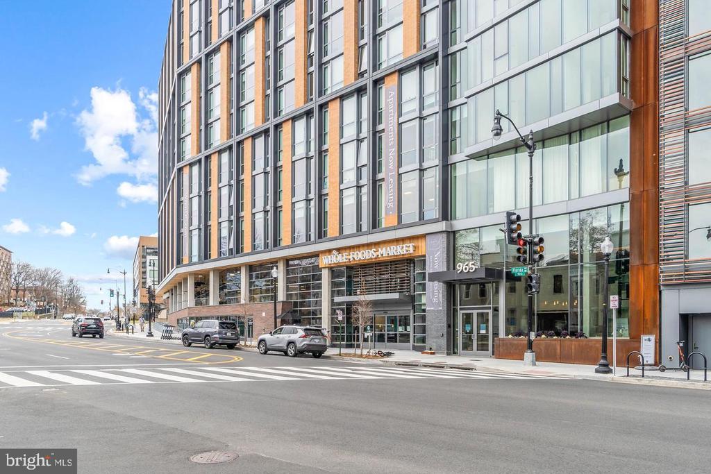 2030 8TH STREET NW PH8