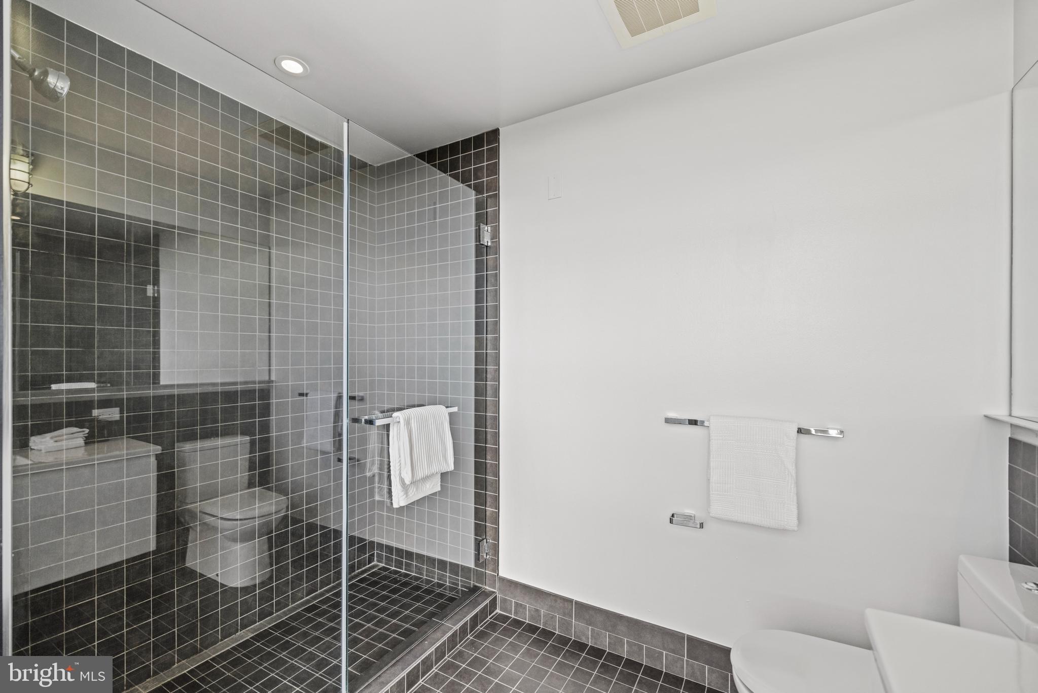 2030 8TH STREET NW PH8