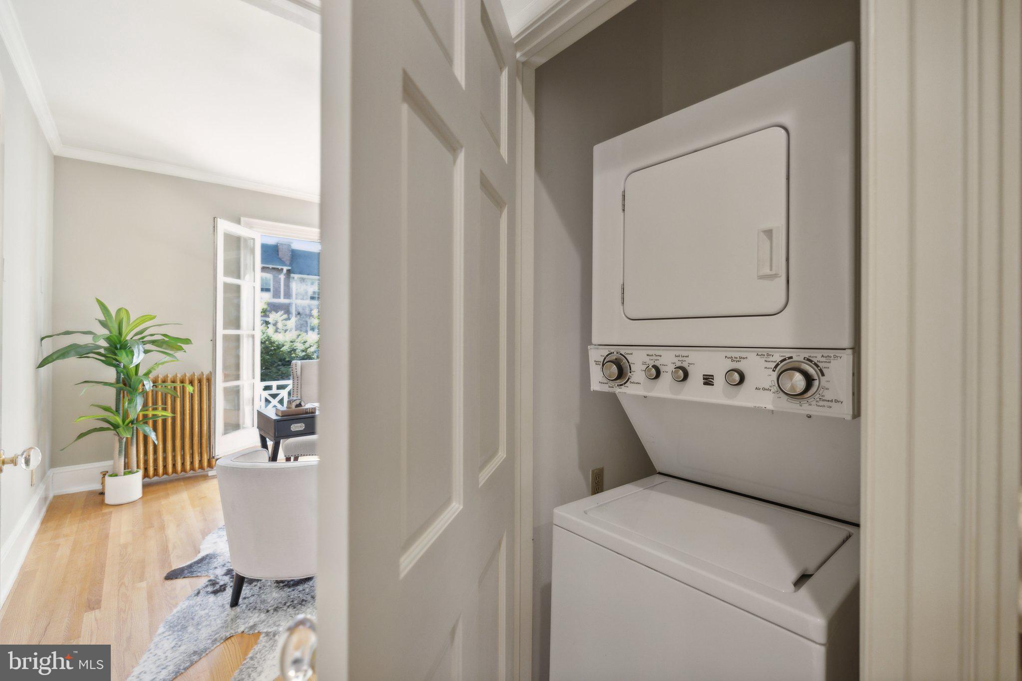 2619 WOODLEY PLACE NW