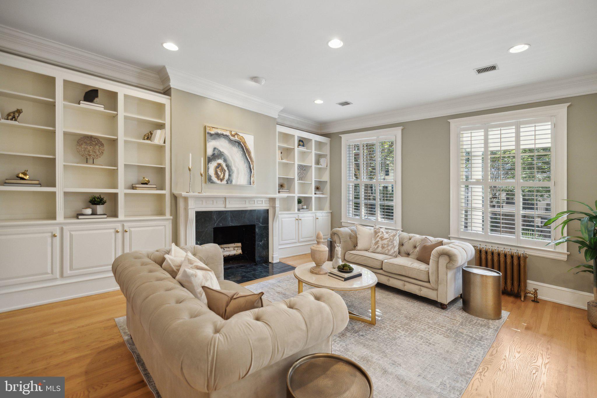 2619 WOODLEY PLACE NW