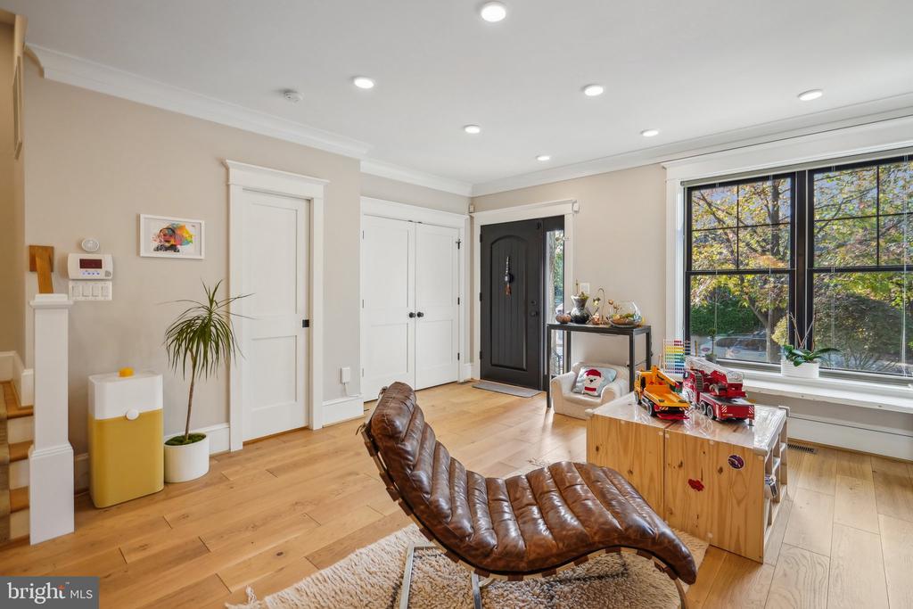 1803 37TH STREET NW