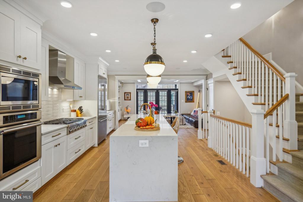 1803 37TH STREET NW