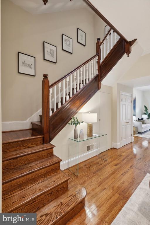 2014 R STREET NW