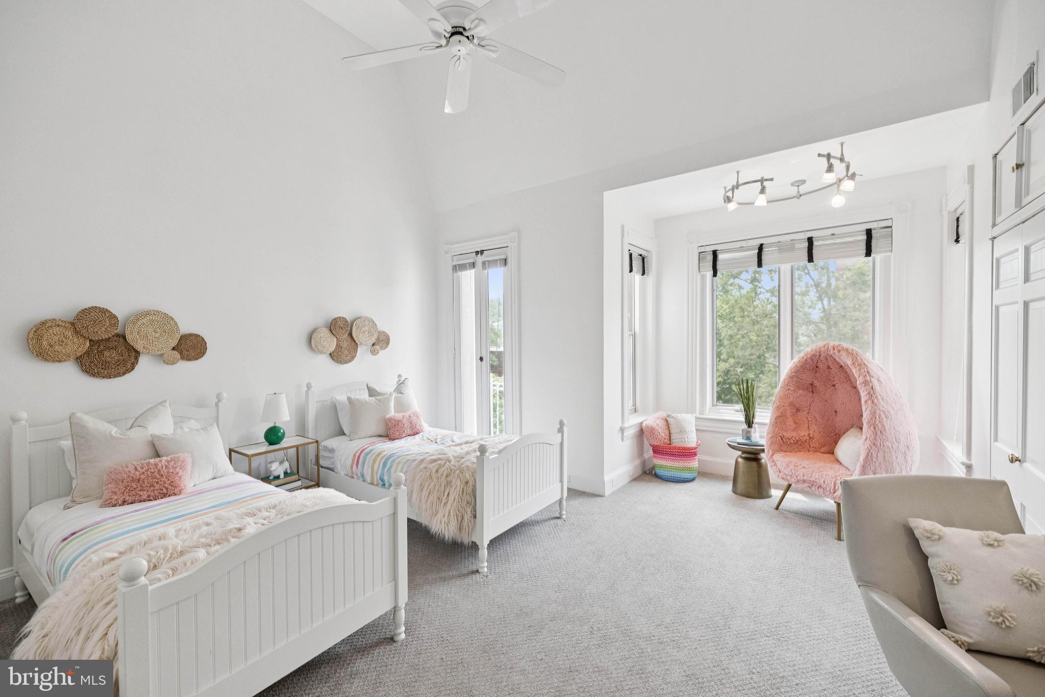 1827 PHELPS PLACE NW