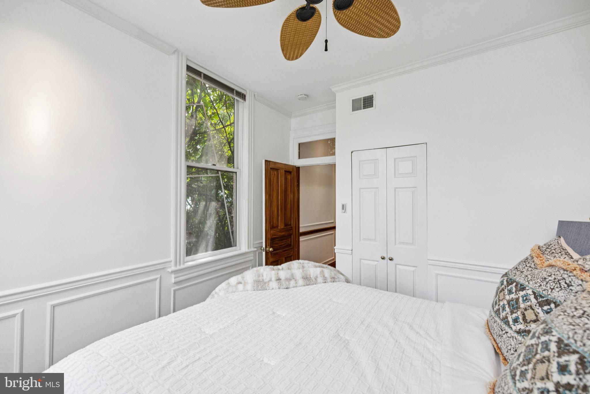 1827 PHELPS PLACE NW