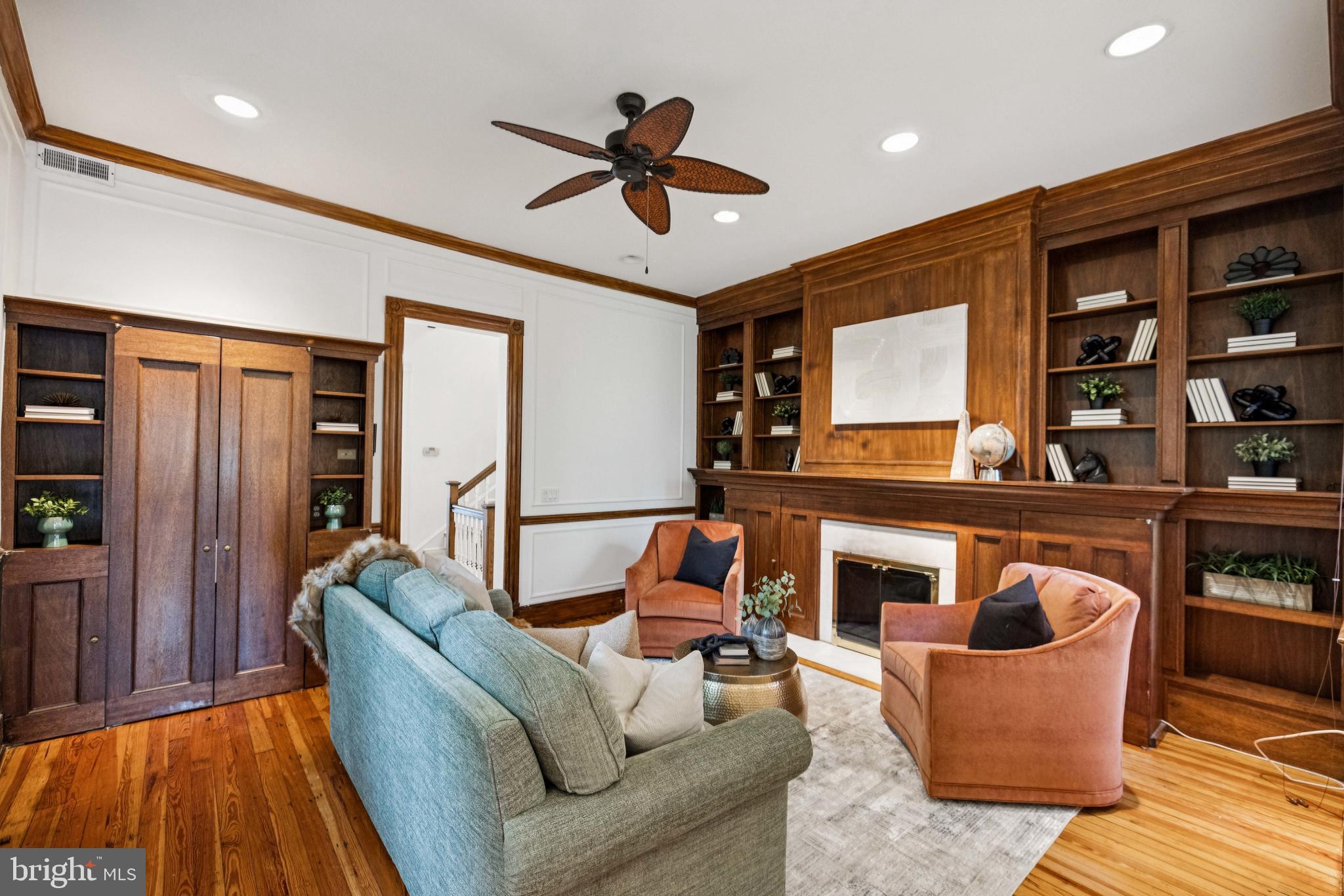 1827 PHELPS PLACE NW