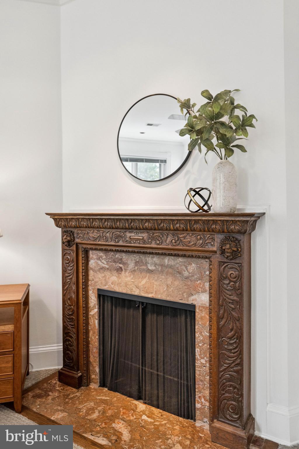 1827 PHELPS PLACE NW