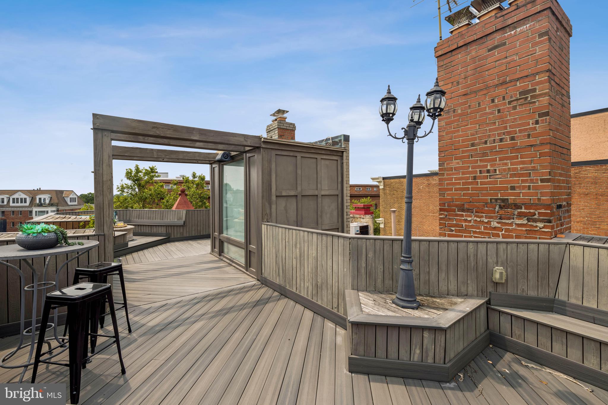 1827 PHELPS PLACE NW