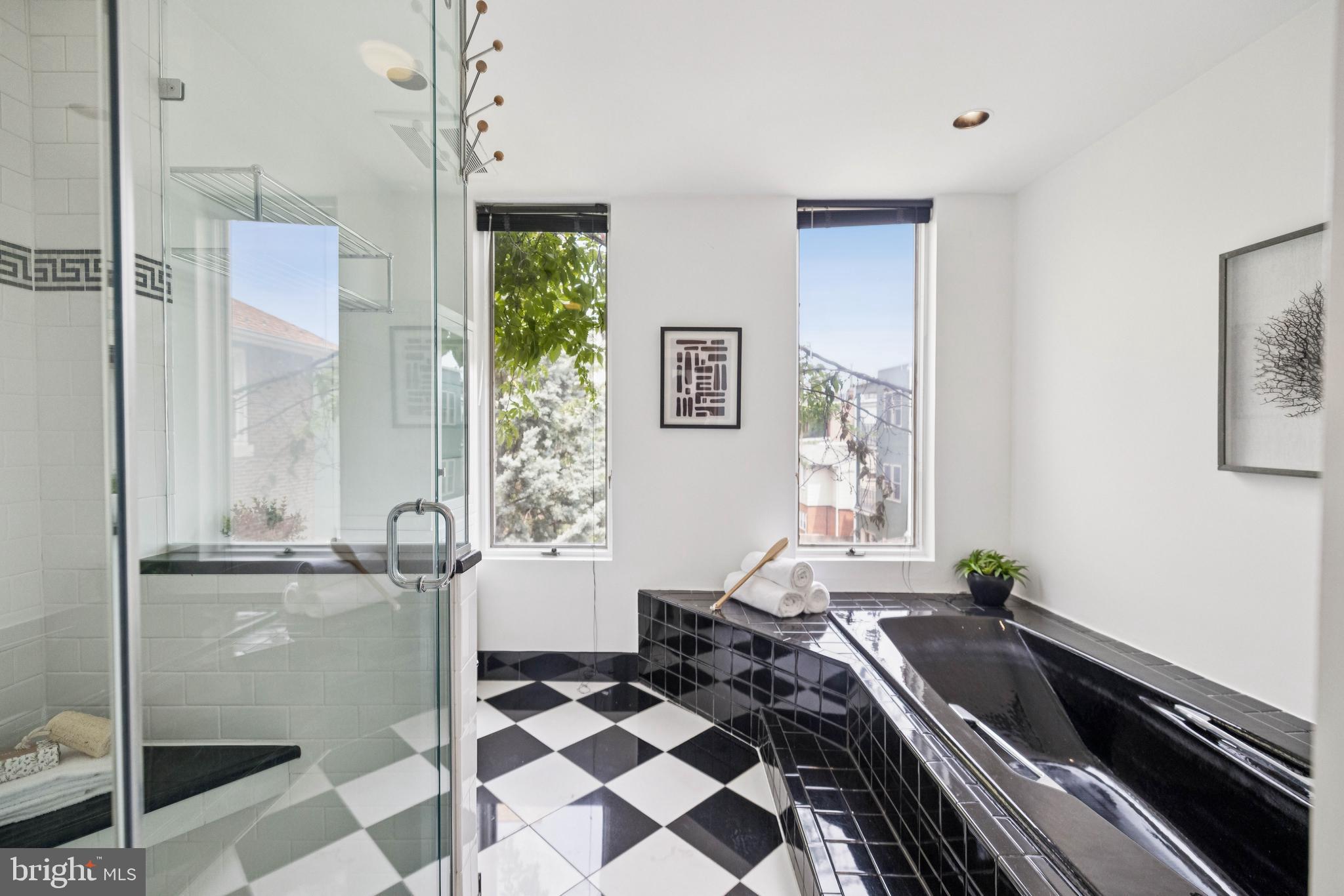 1827 PHELPS PLACE NW