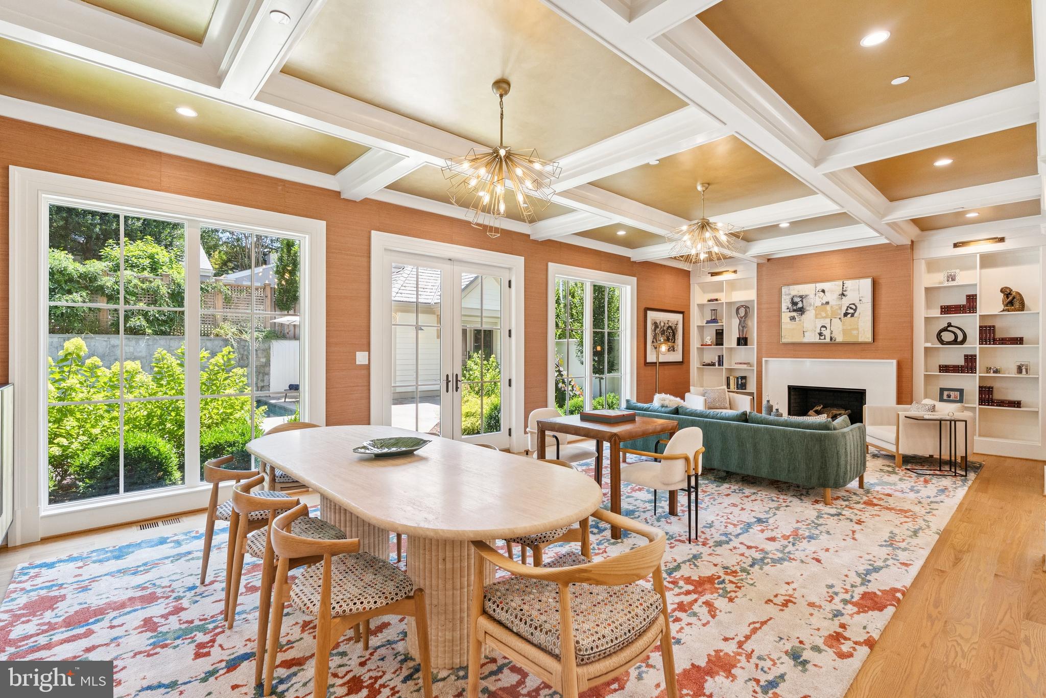 5537 HAWTHORNE PLACE NW