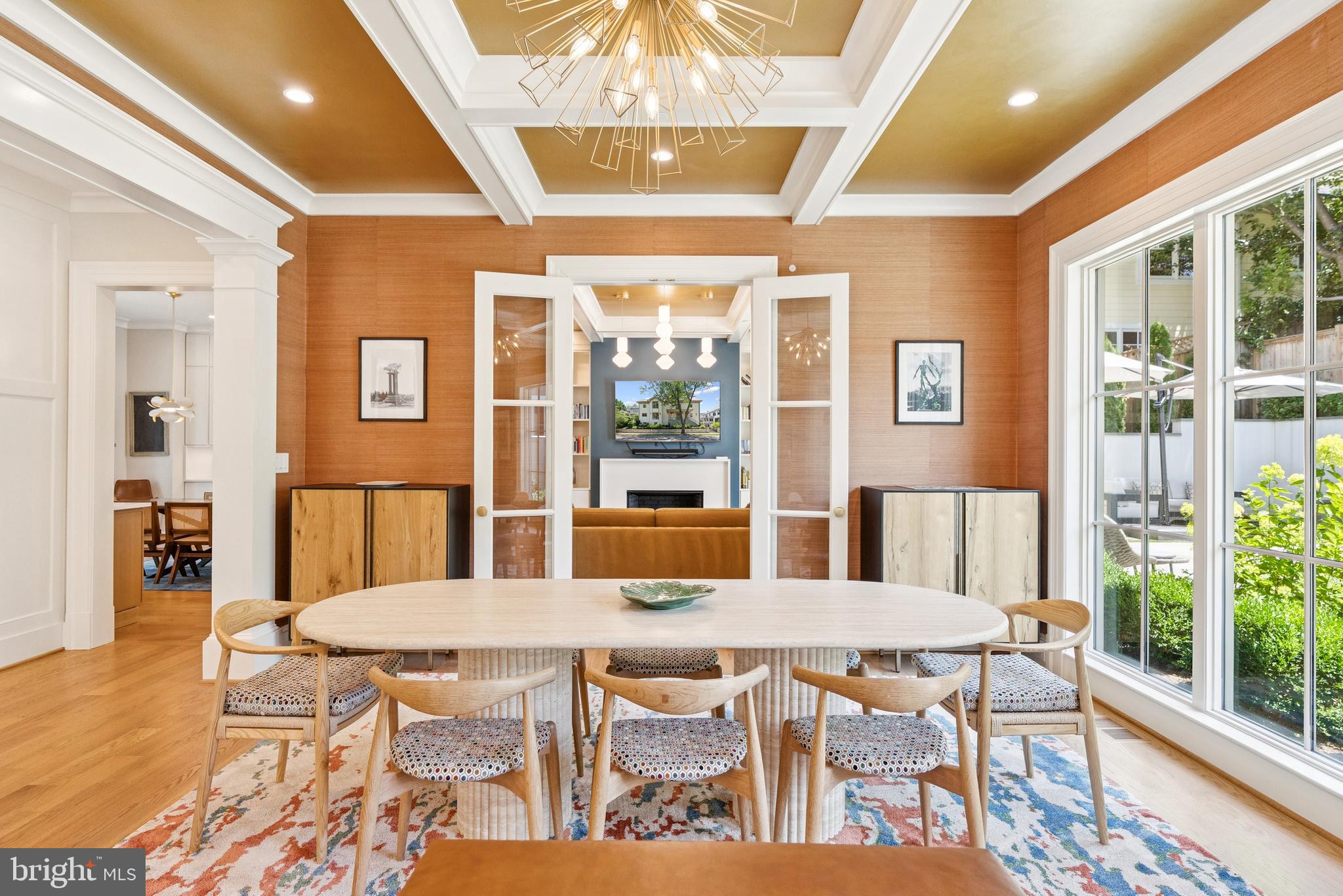 5537 HAWTHORNE PLACE NW