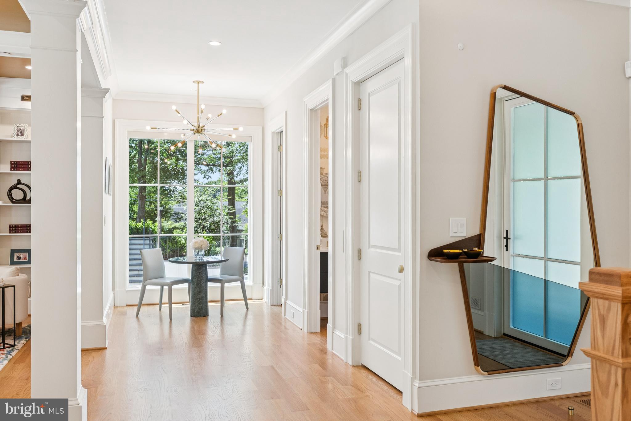 5537 HAWTHORNE PLACE NW