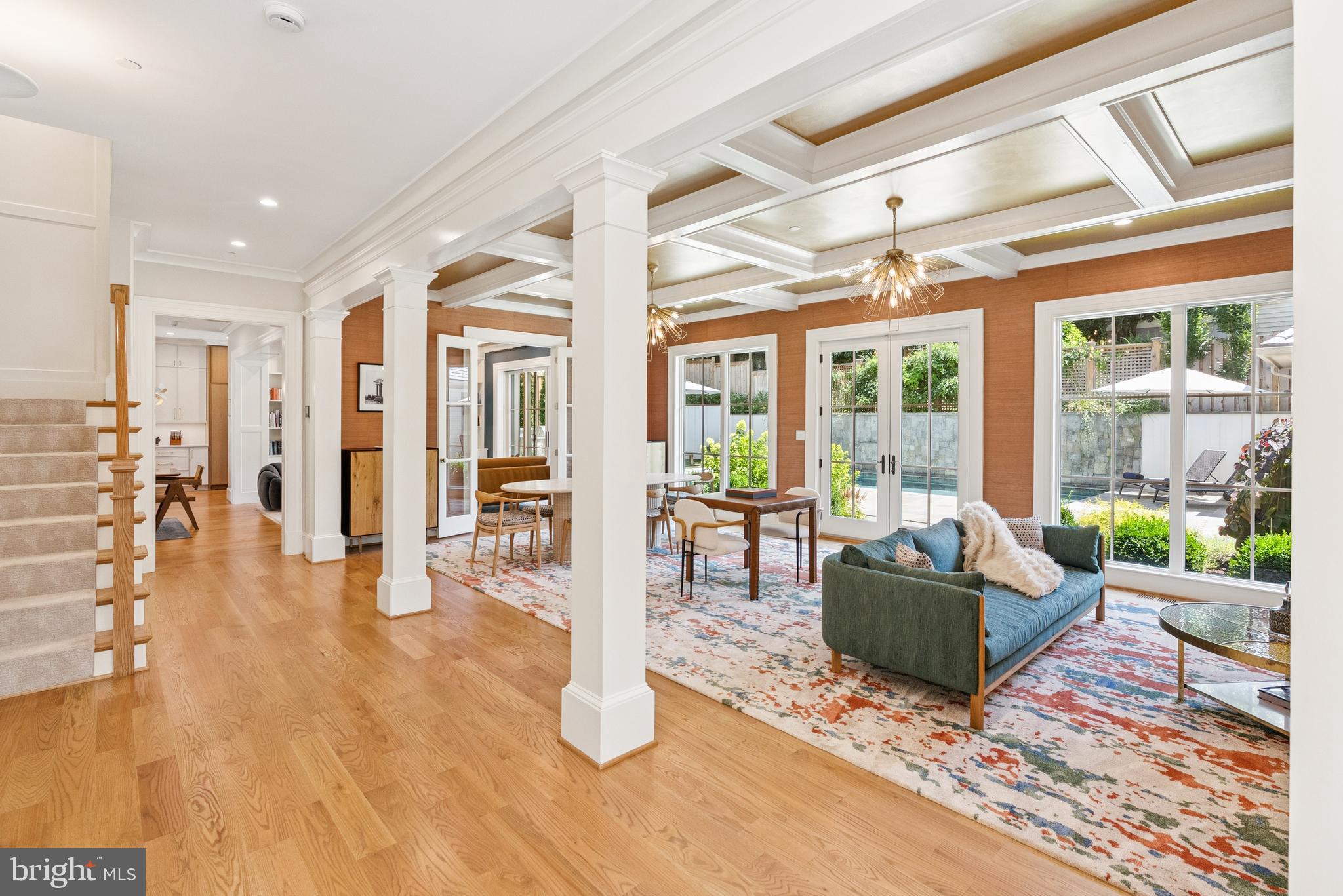 5537 HAWTHORNE PLACE NW