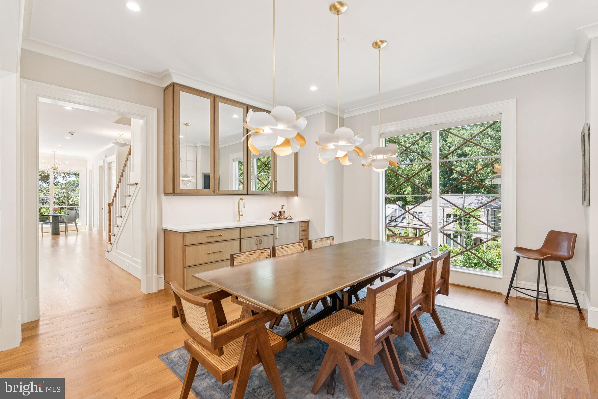 5537 HAWTHORNE PLACE NW