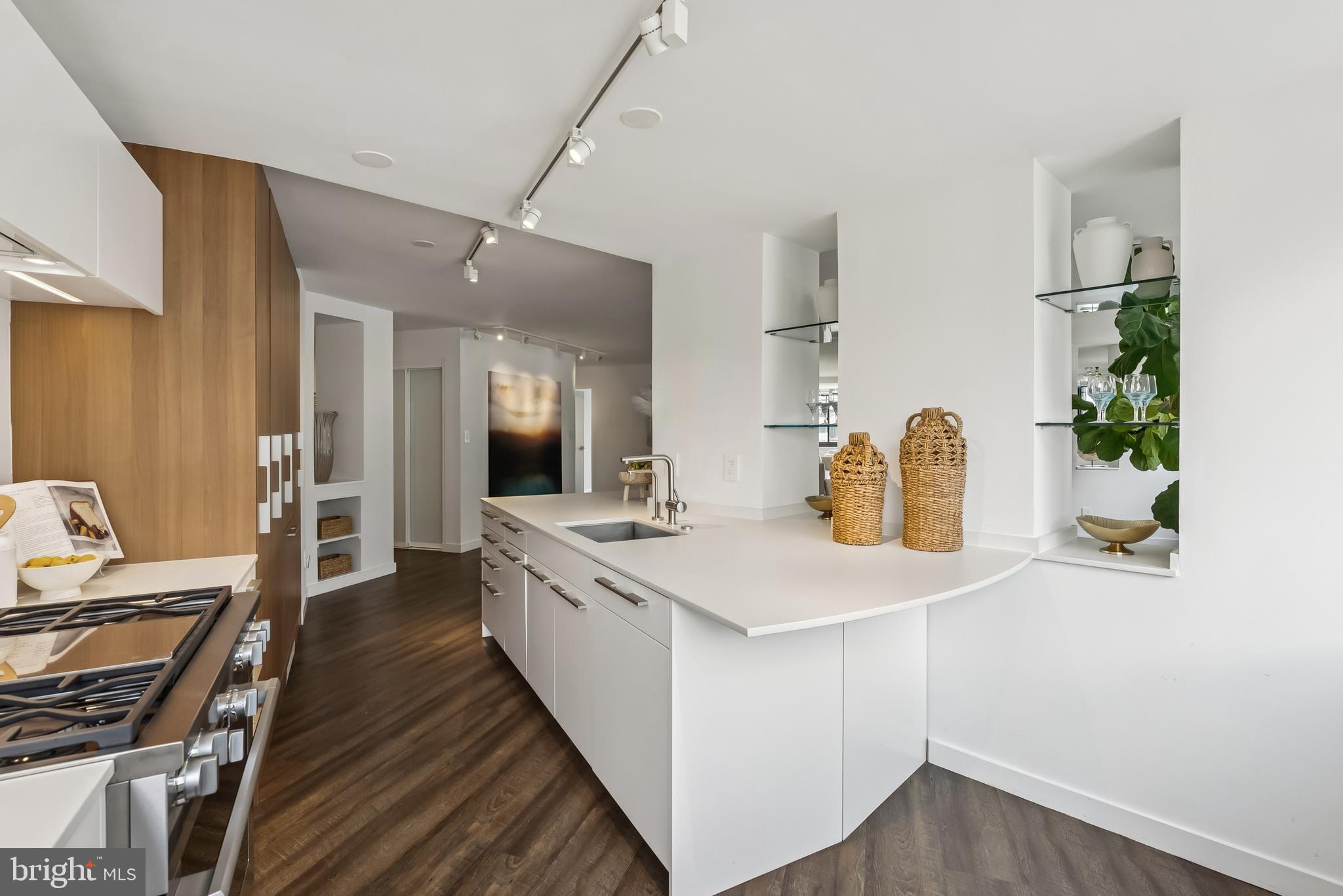 2510 VIRGINIA AVENUE NW 404-N