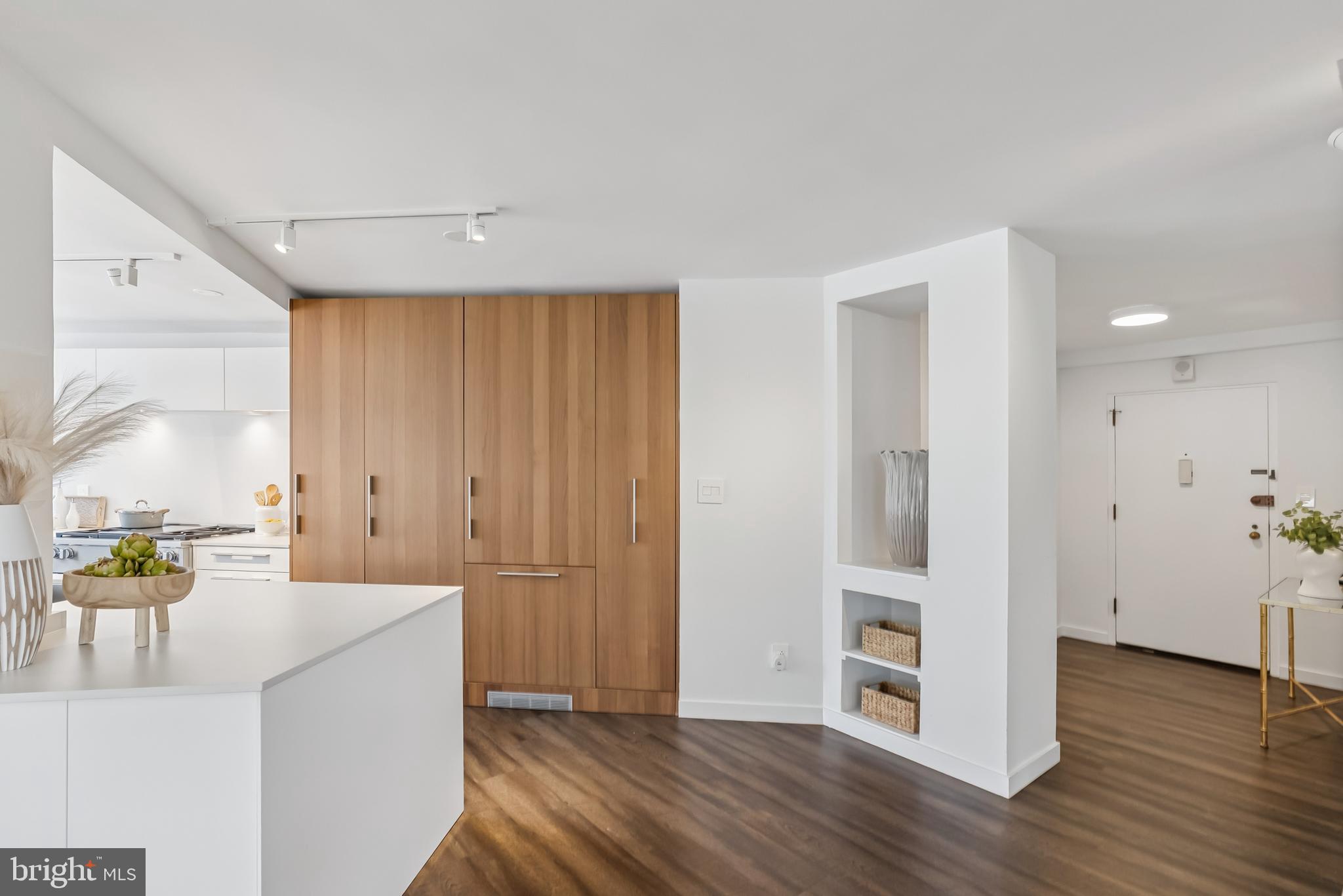 2510 VIRGINIA AVENUE NW 404-N