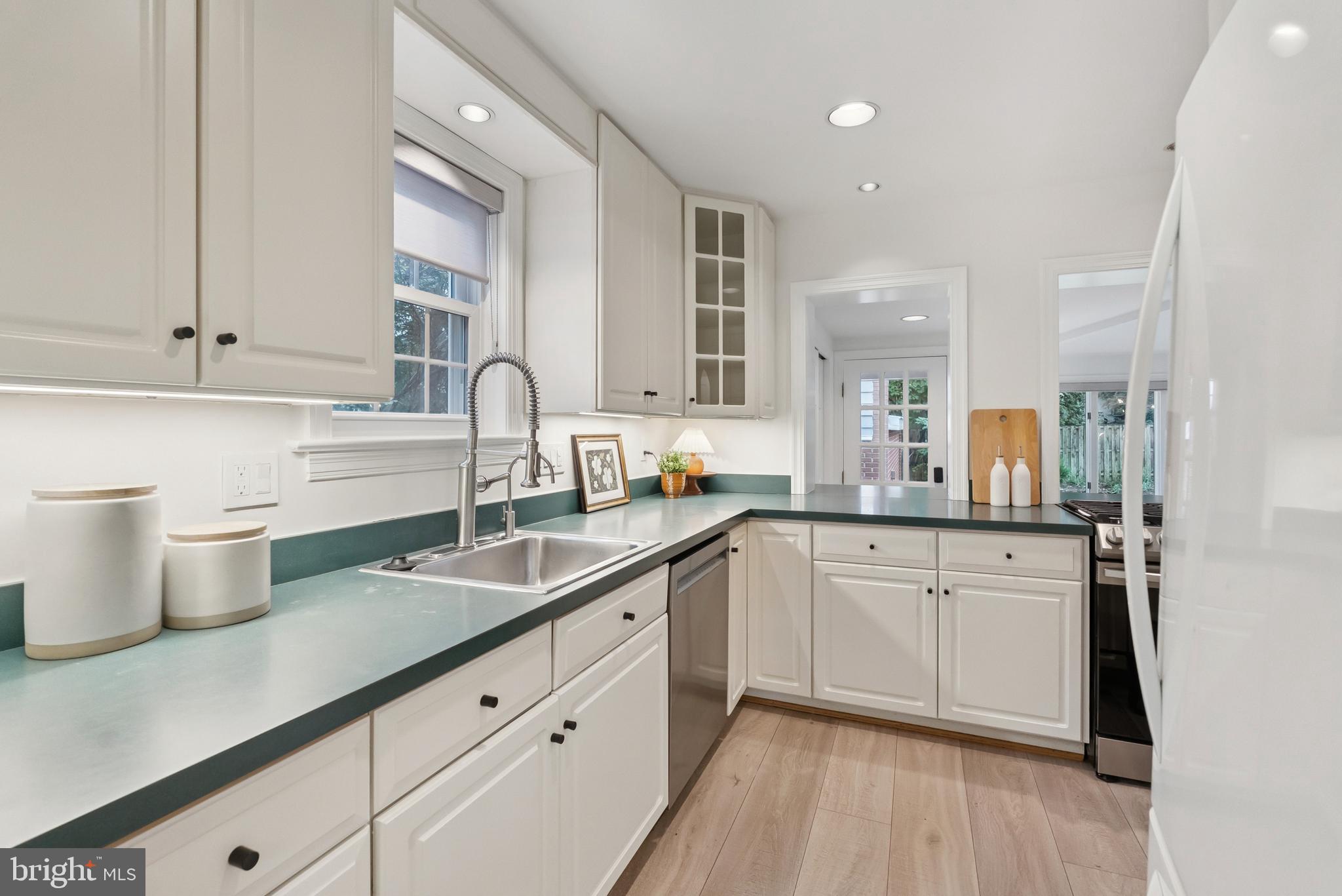 5865 NEBRASKA AVENUE NW