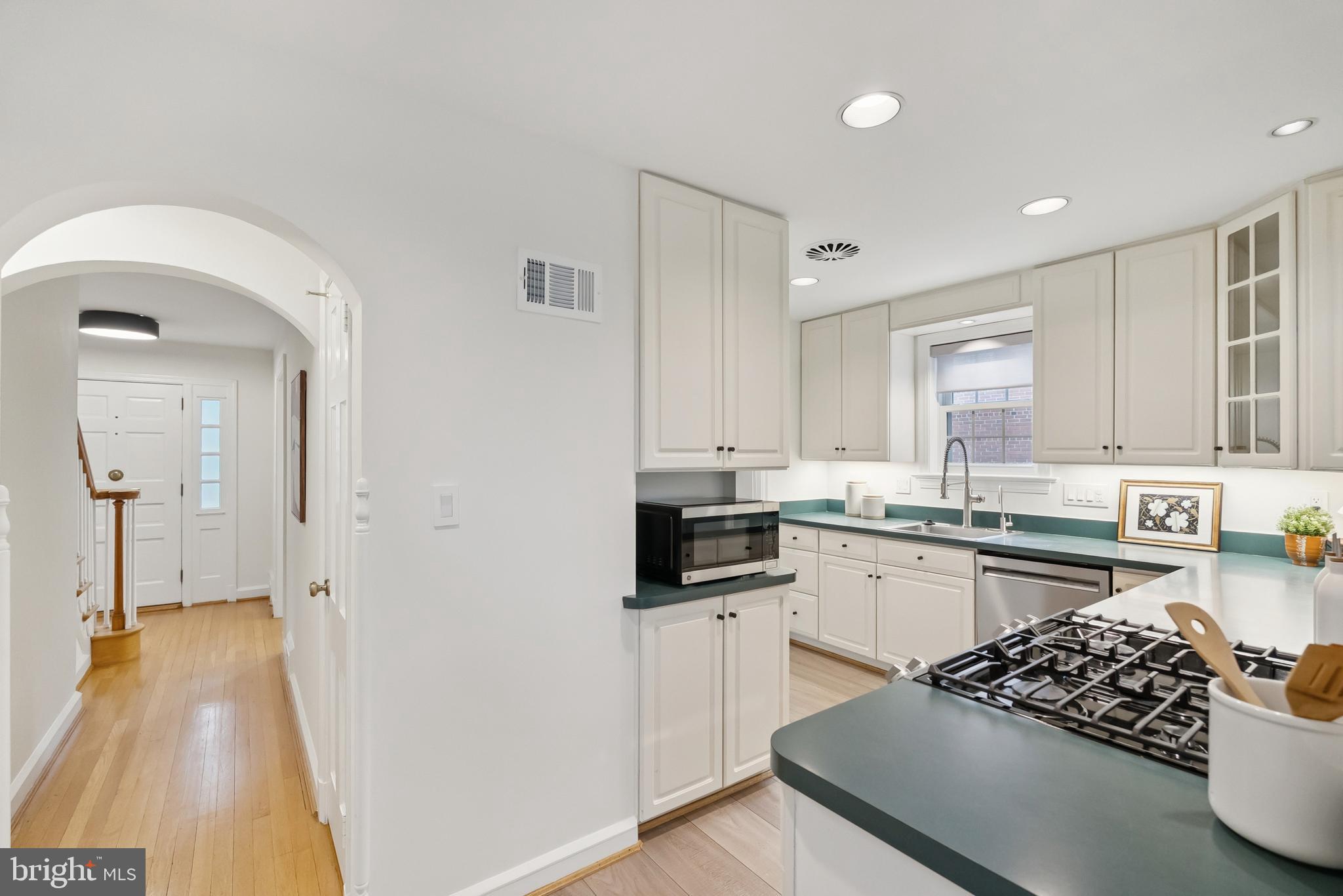 5865 NEBRASKA AVENUE NW