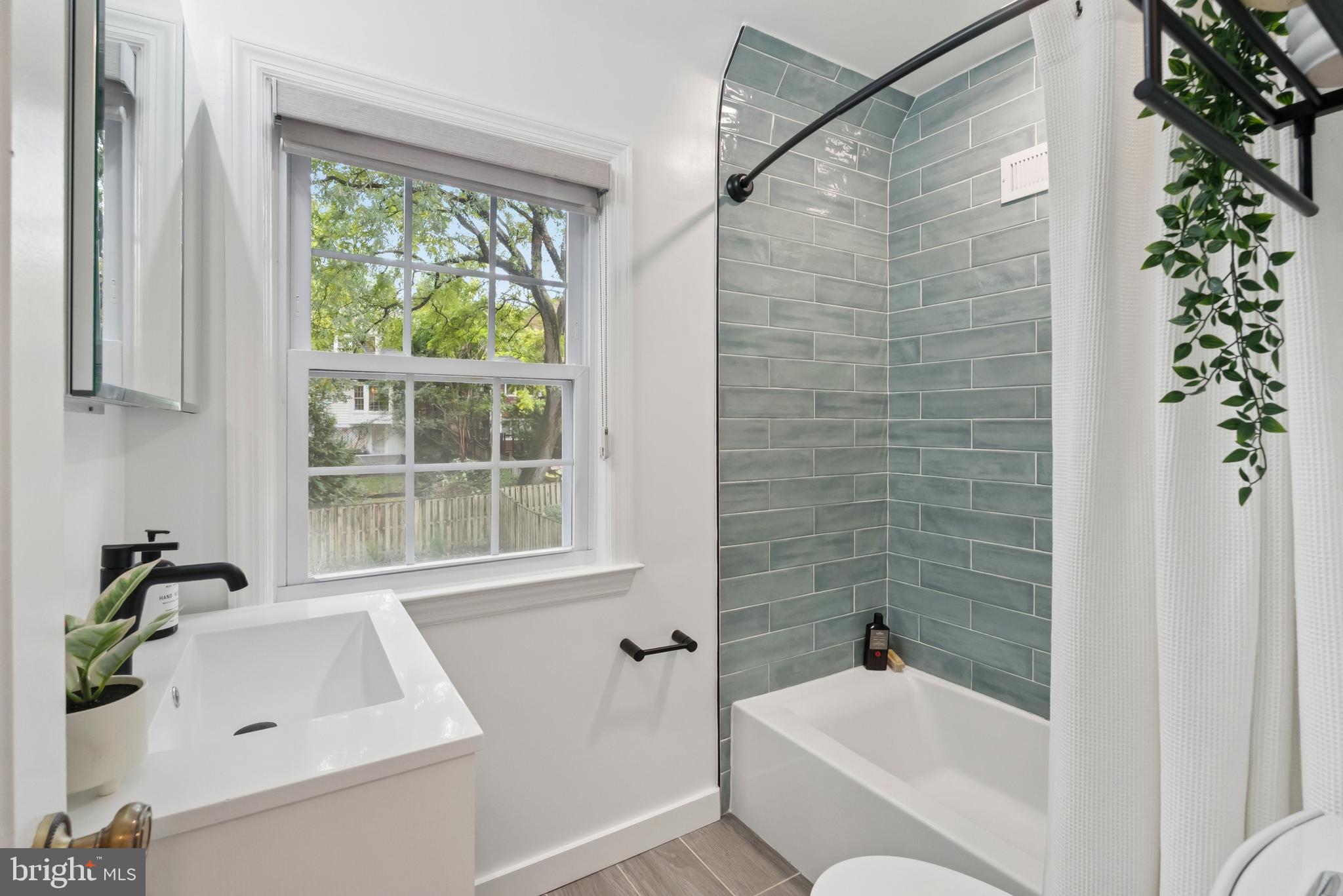 5865 NEBRASKA AVENUE NW