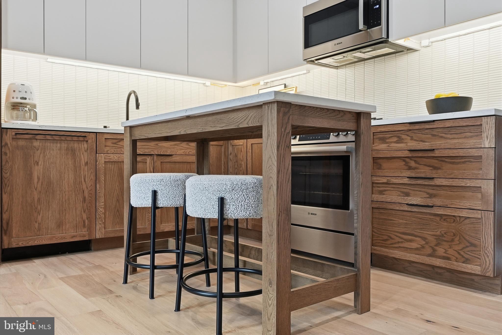 2525 PENNSYLVANIA AVENUE NW 301