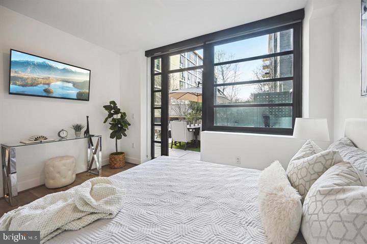 1300 4TH STREET SE 208