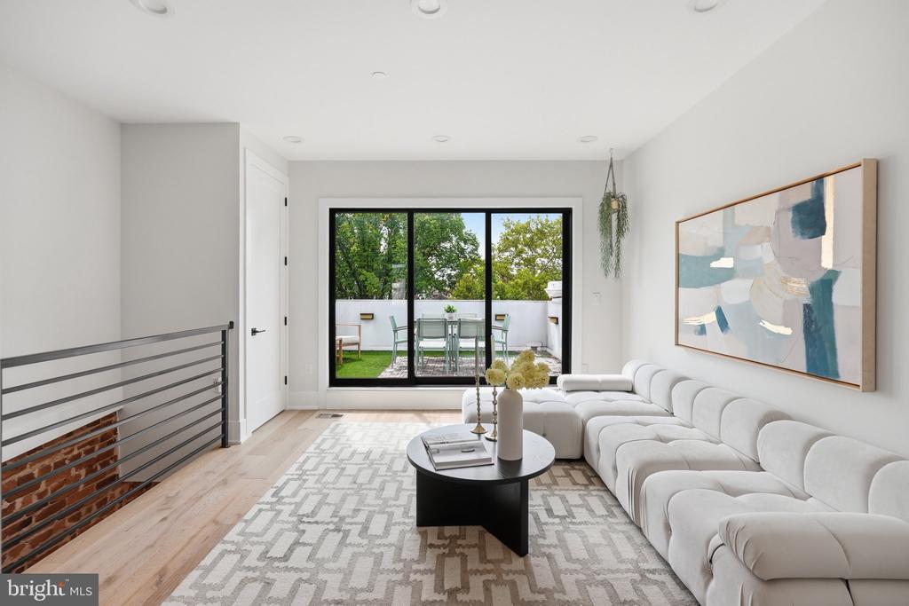 623 COLUMBIA ROAD NW