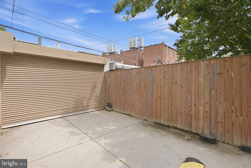 623 COLUMBIA ROAD NW