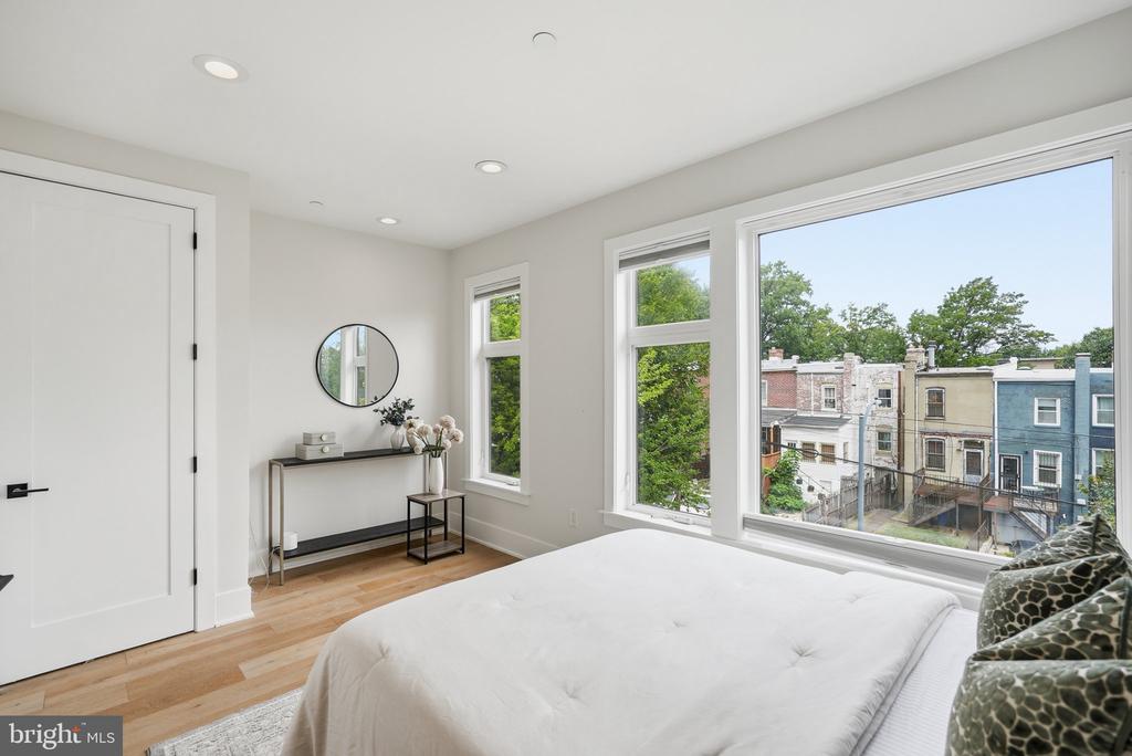 623 COLUMBIA ROAD NW