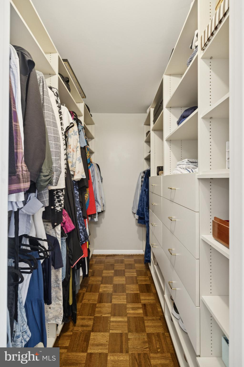 4956 SENTINEL DRIVE 9-401