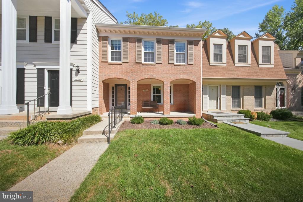 12237 TILDENWOOD