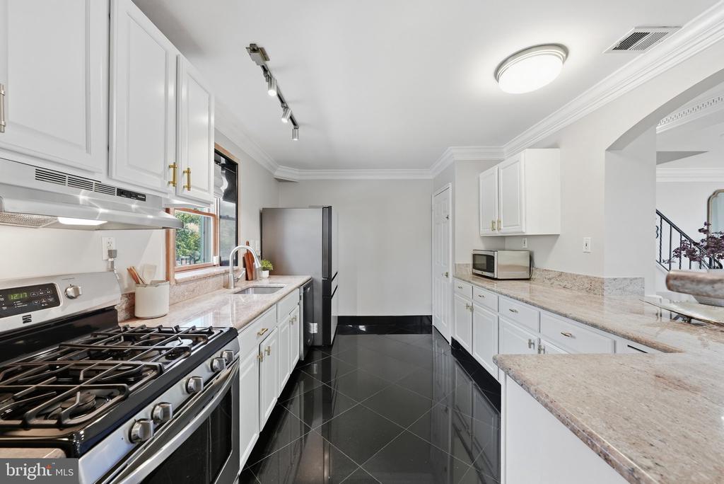 230 ASPEN STREET