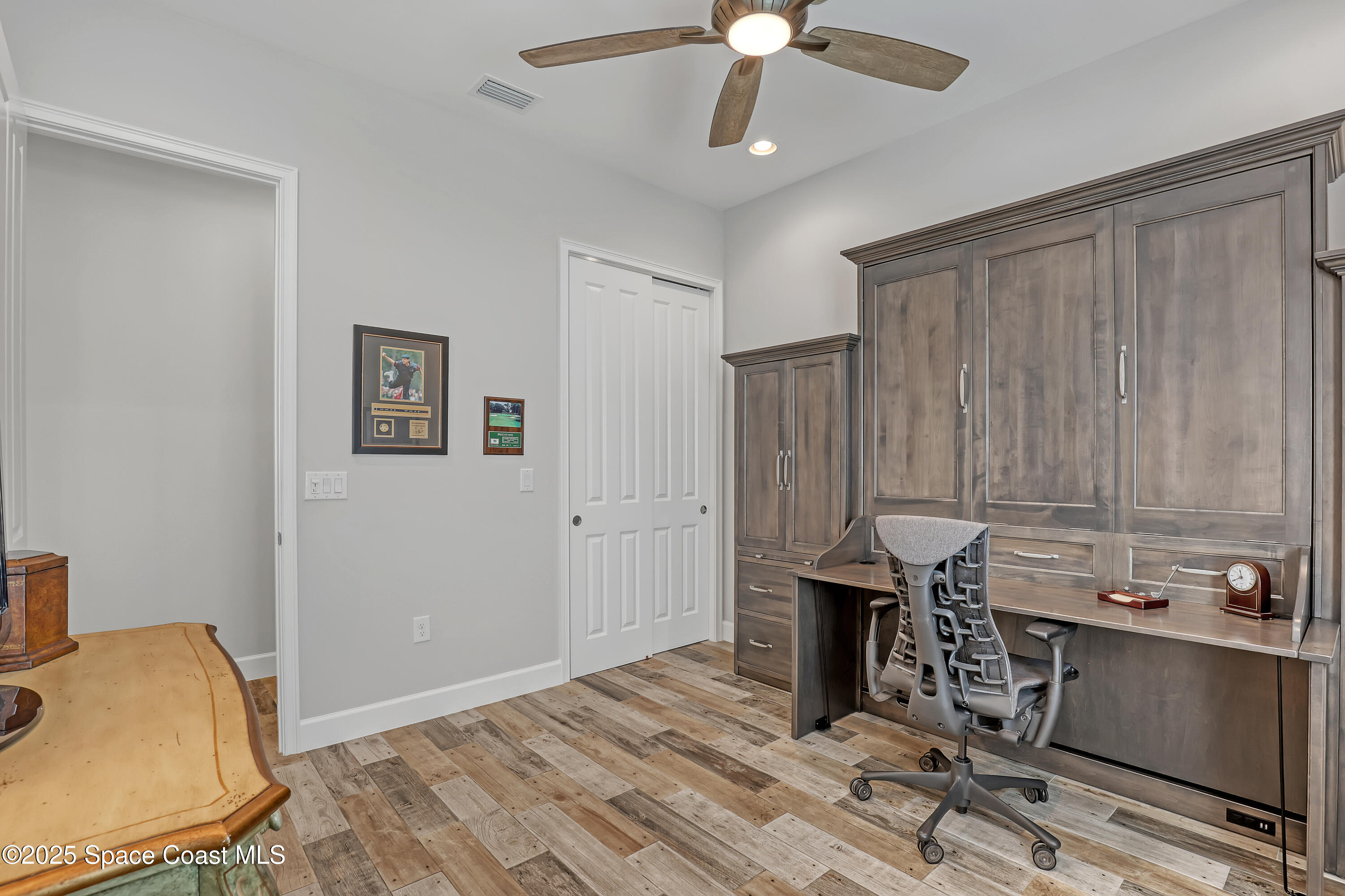 841 Aquarina Boulevard