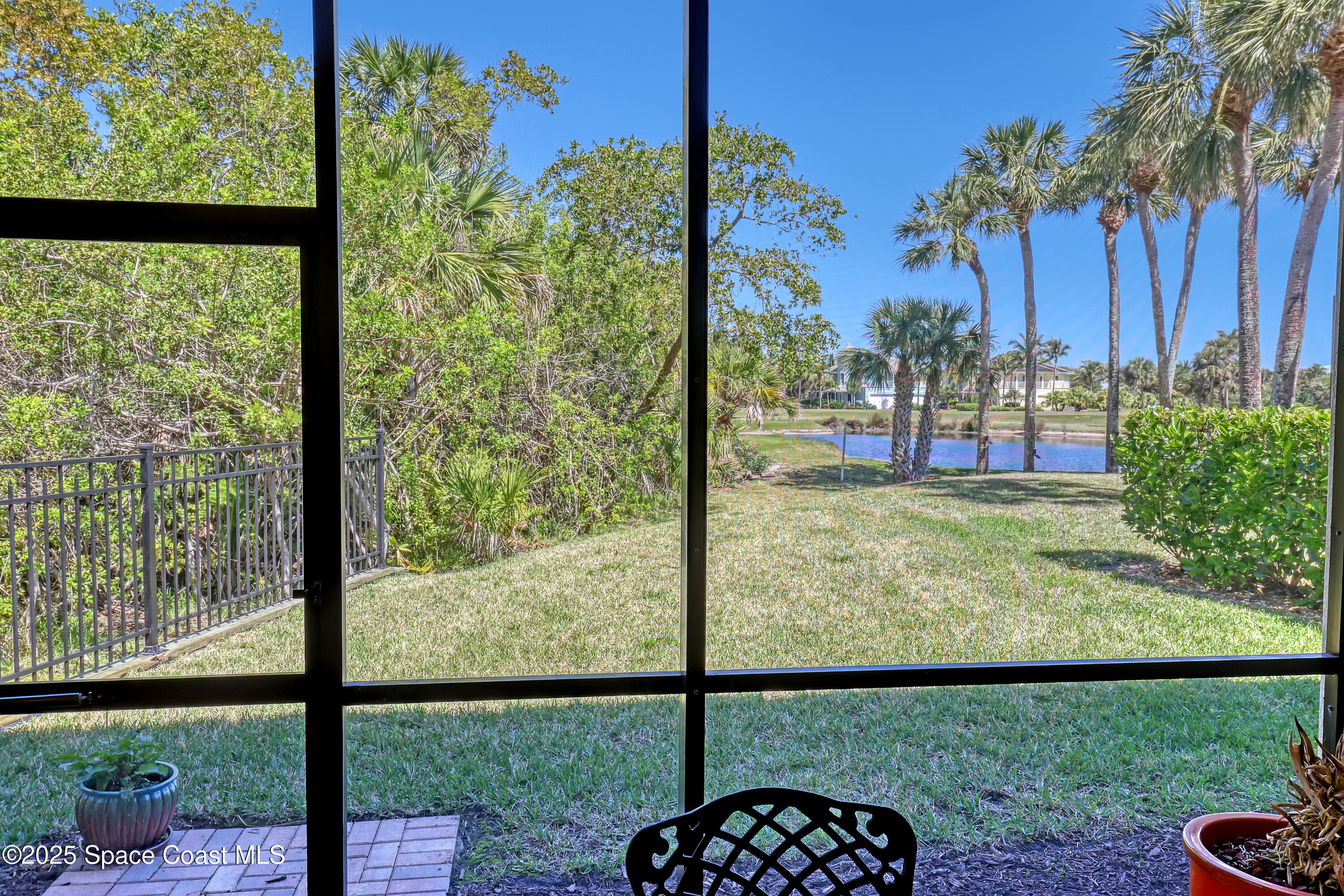 841 Aquarina Boulevard