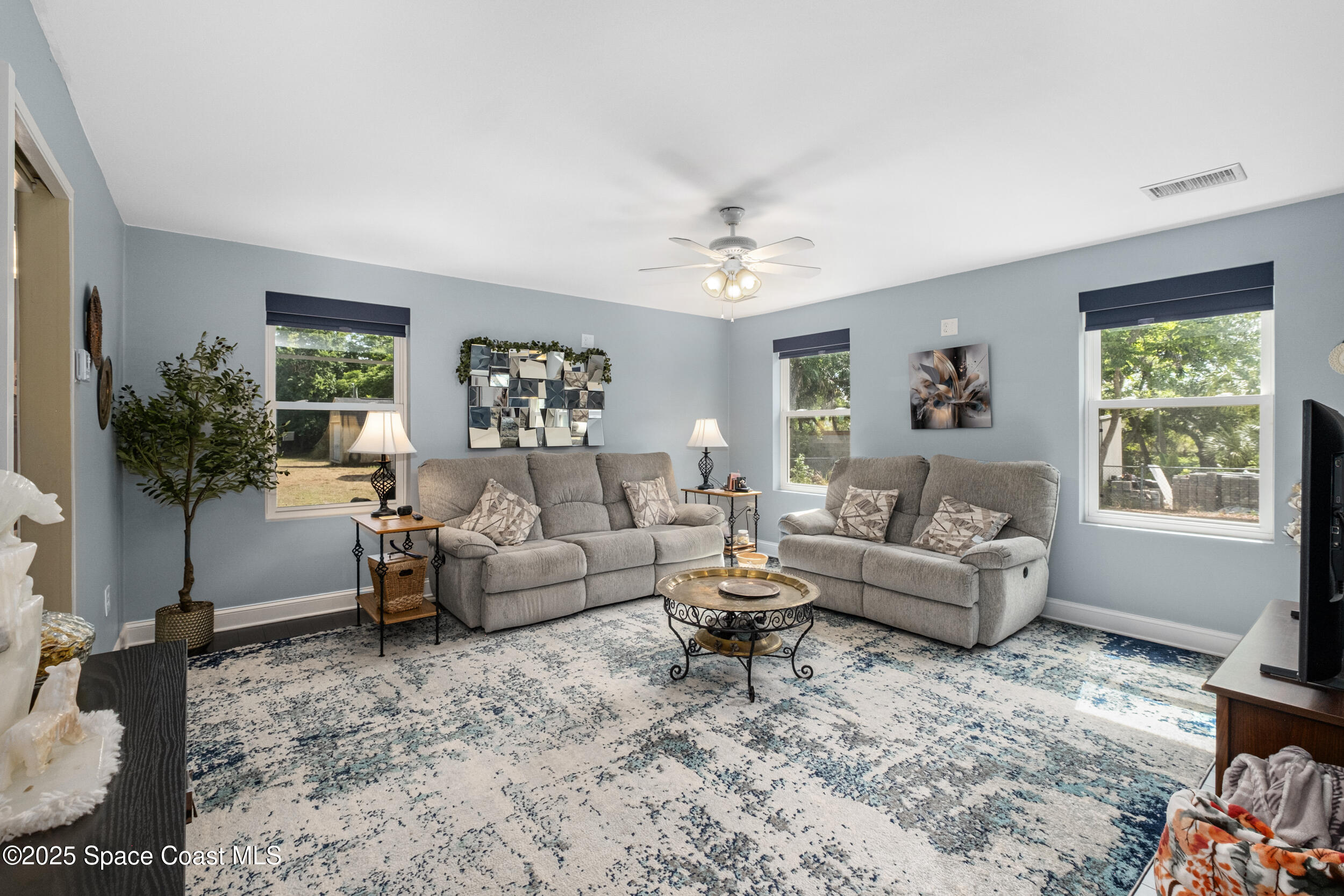 415 Canaveral Groves Boulevard