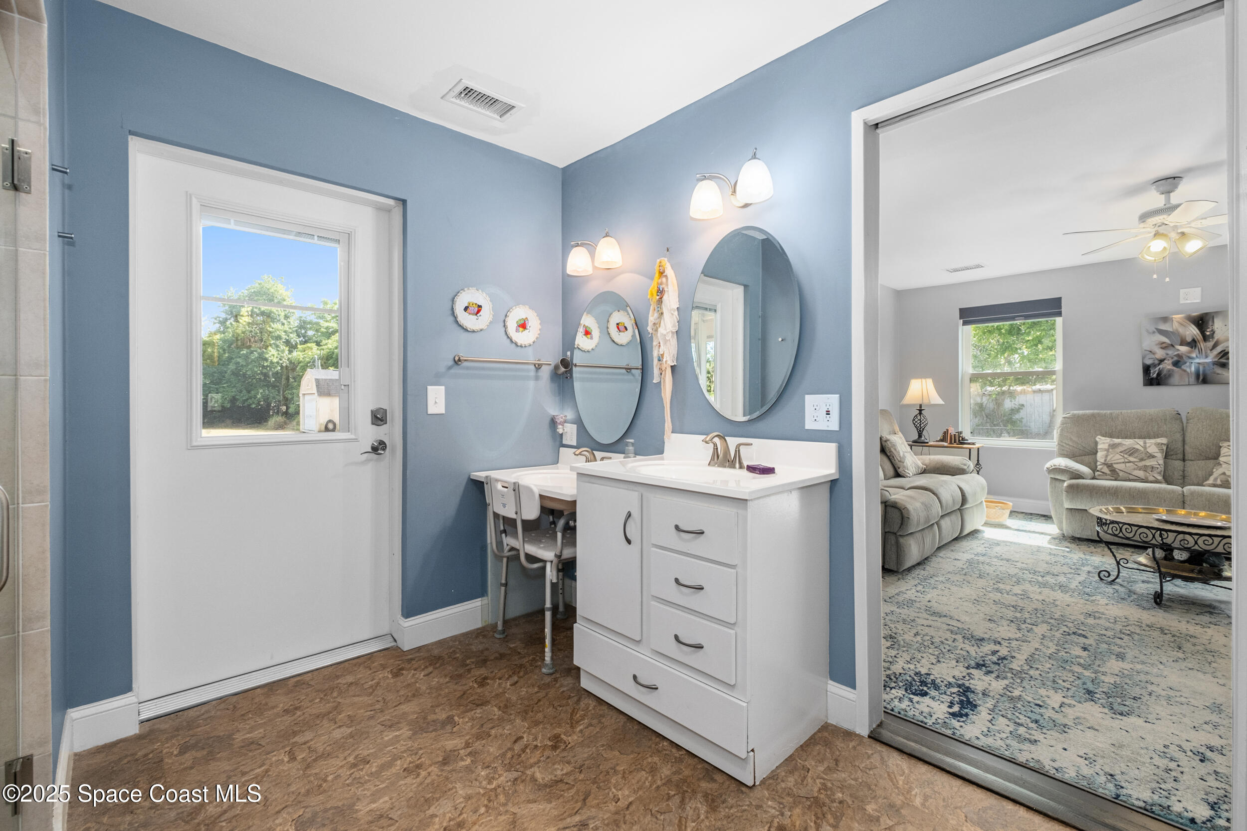 415 Canaveral Groves Boulevard