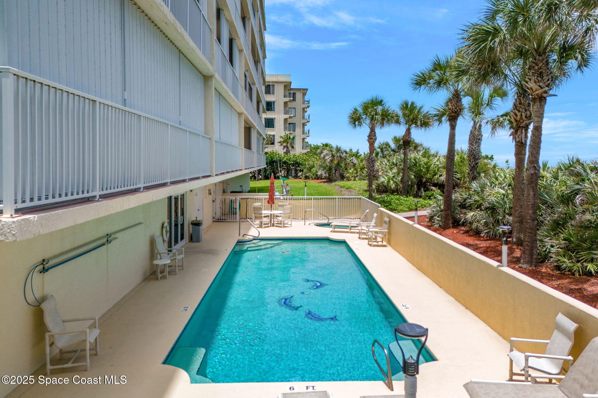 225 N Atlantic Avenue, 603