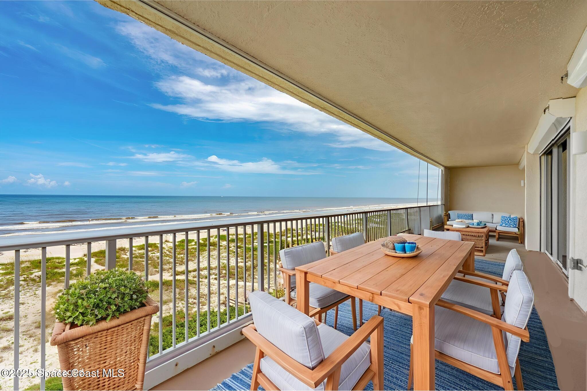 225 N Atlantic Avenue, 603