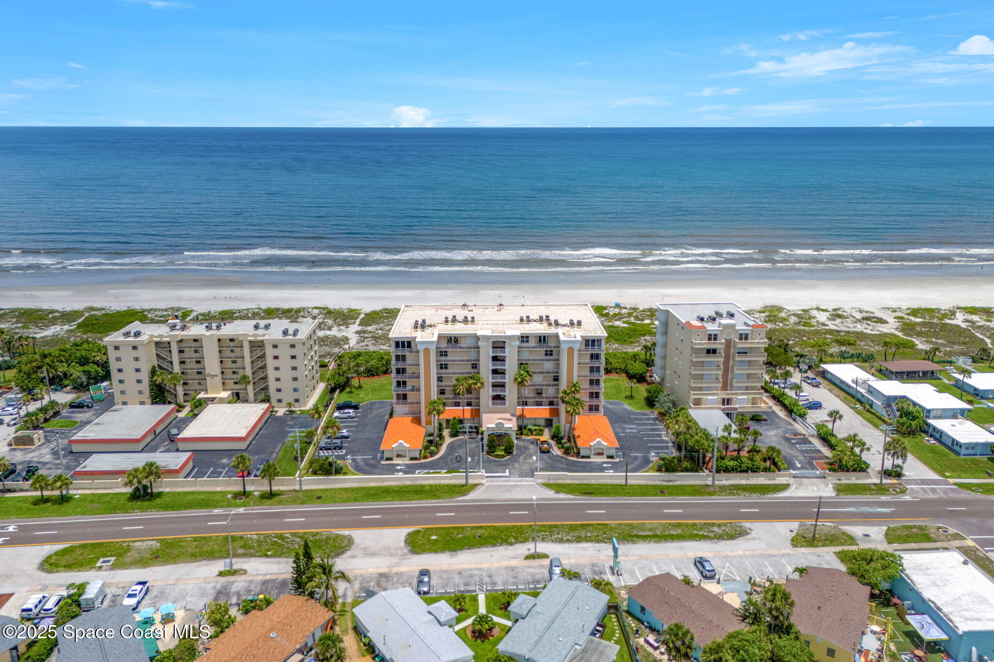 225 N Atlantic Avenue, 603
