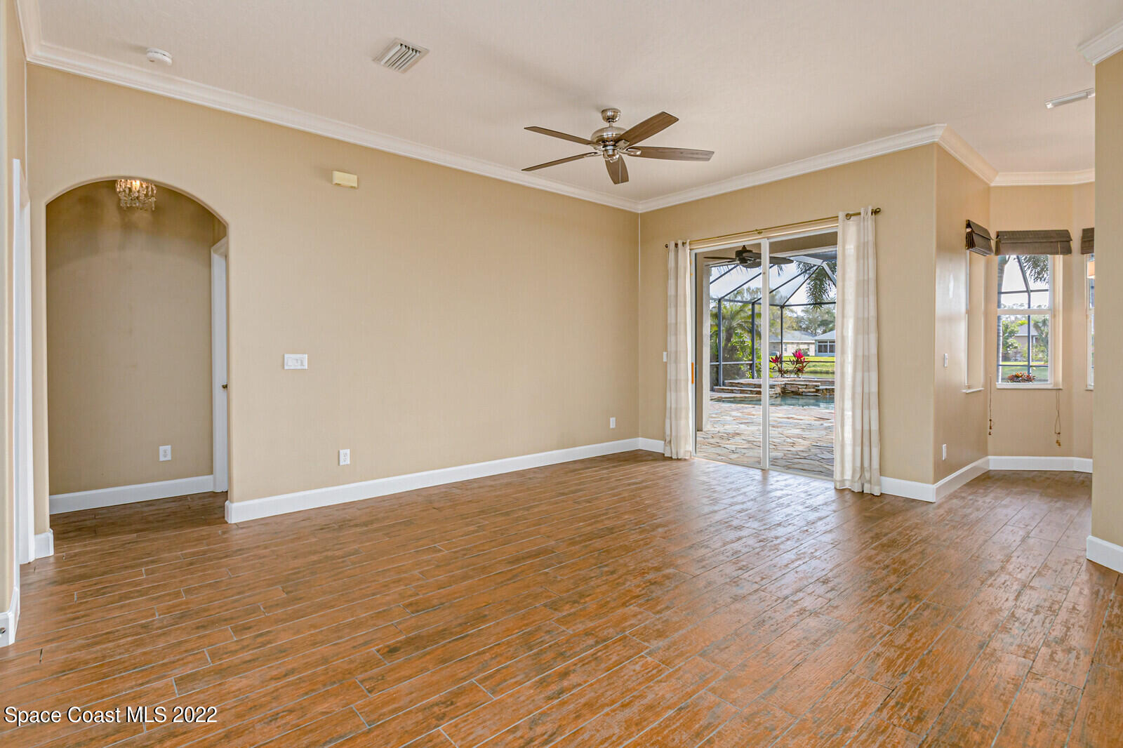 2585 Summerwind Court