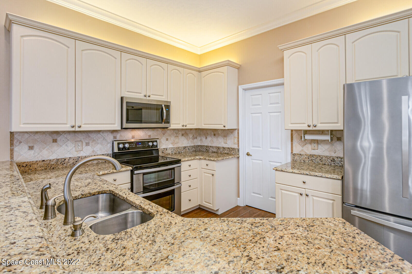 2585 Summerwind Court