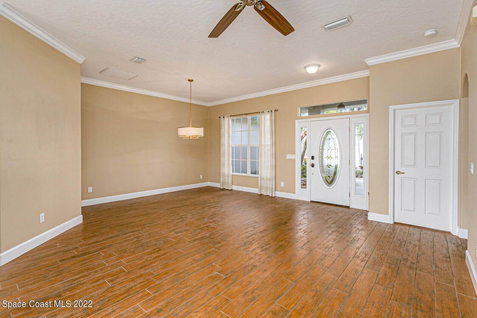 2585 Summerwind Court