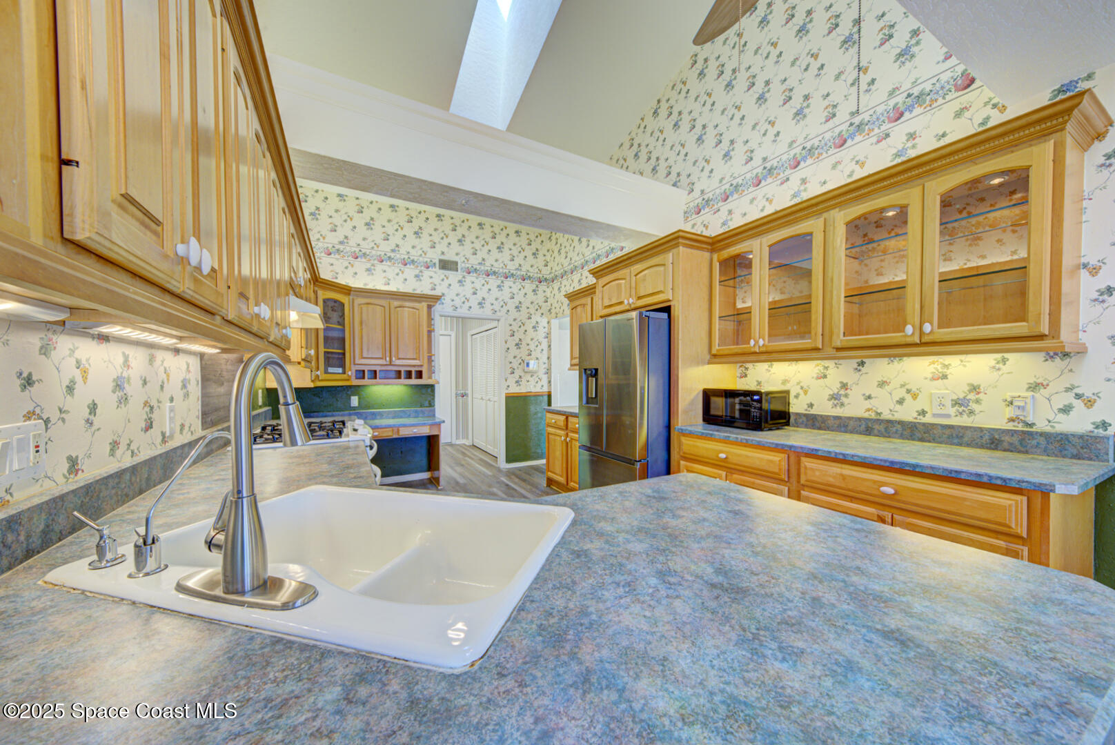 635 Dawson Drive, Melbourne