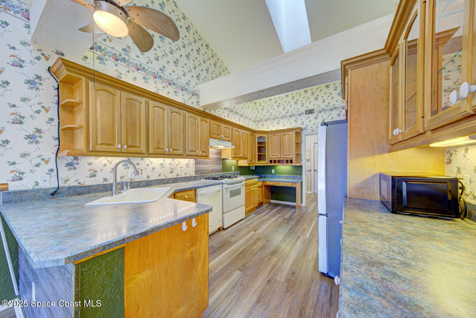 635 Dawson Drive, Melbourne