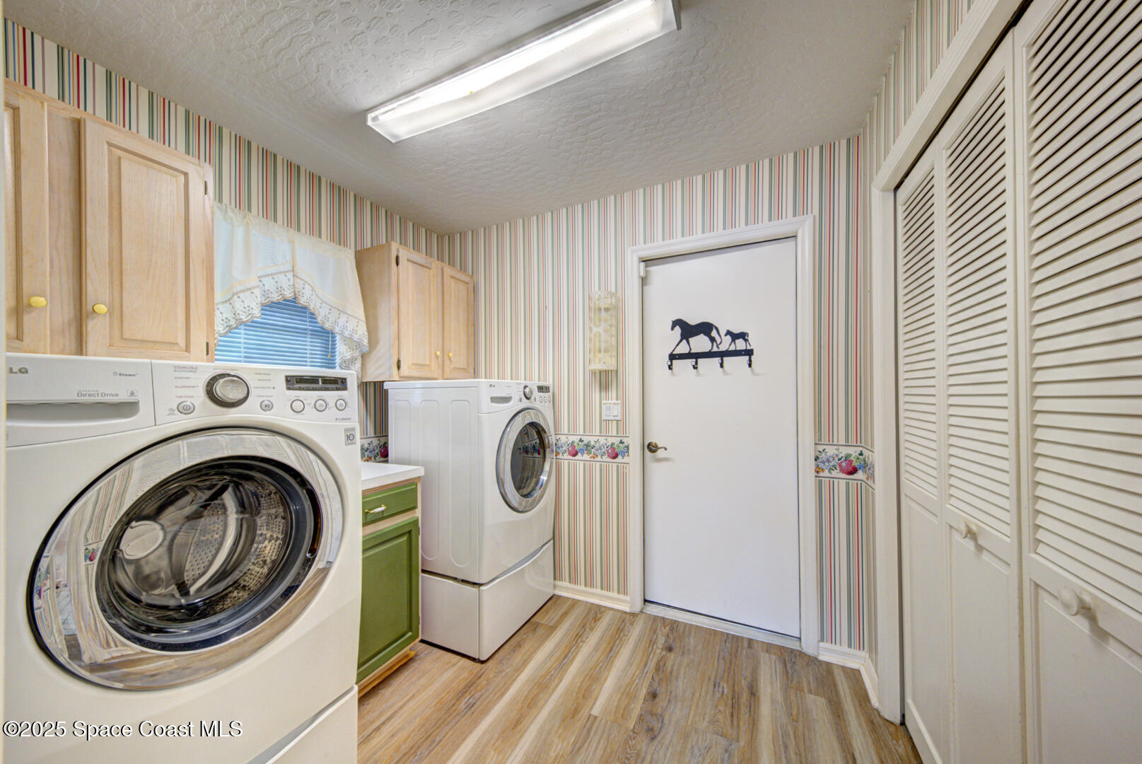 635 Dawson Drive, Melbourne