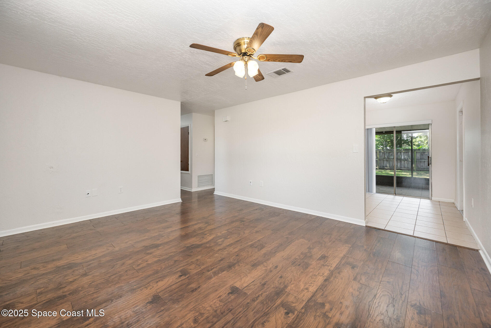 2211 Longbow Road