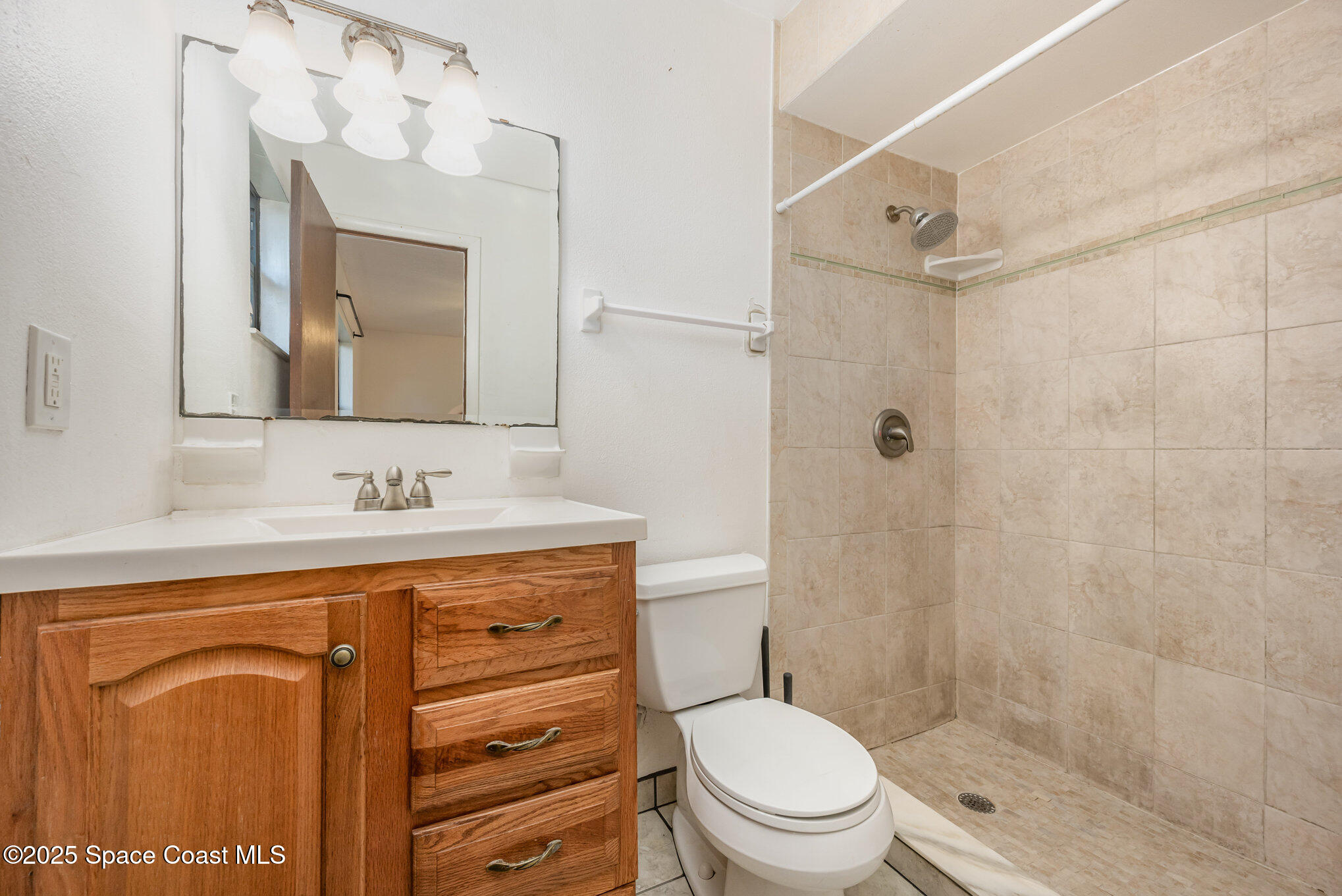 2211 Longbow Road